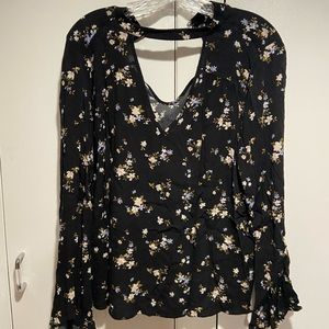American eagle floral cutout blouse